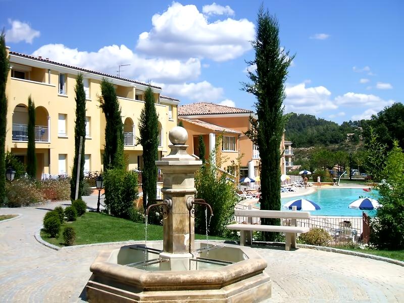 Airbnb performant: Studio in 4* residence – Gréoux-les-Bains à Gréoux Les Bains