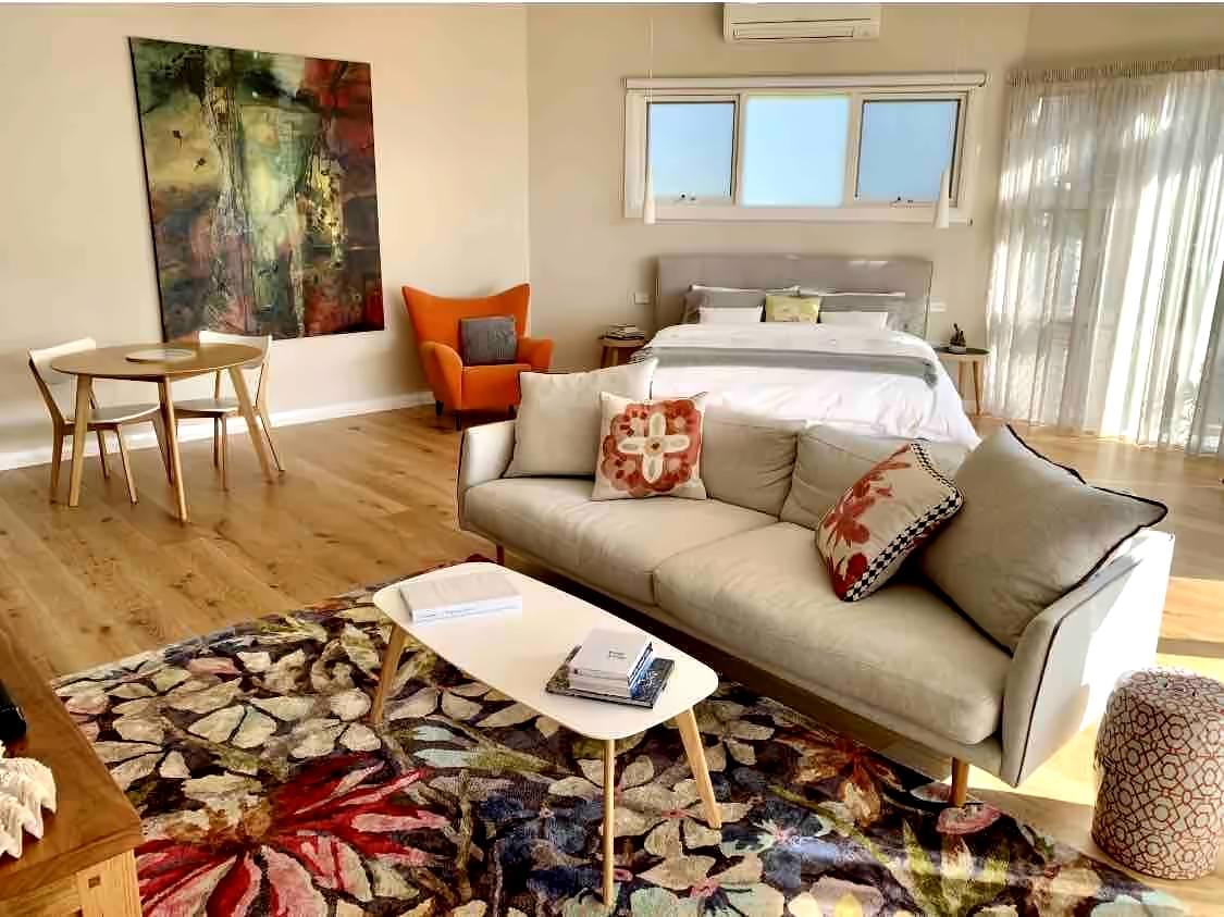 Top Airbnb: Great Ocean Road Sunrises in Lorne