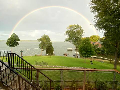 Lake Front With Beautiful View.