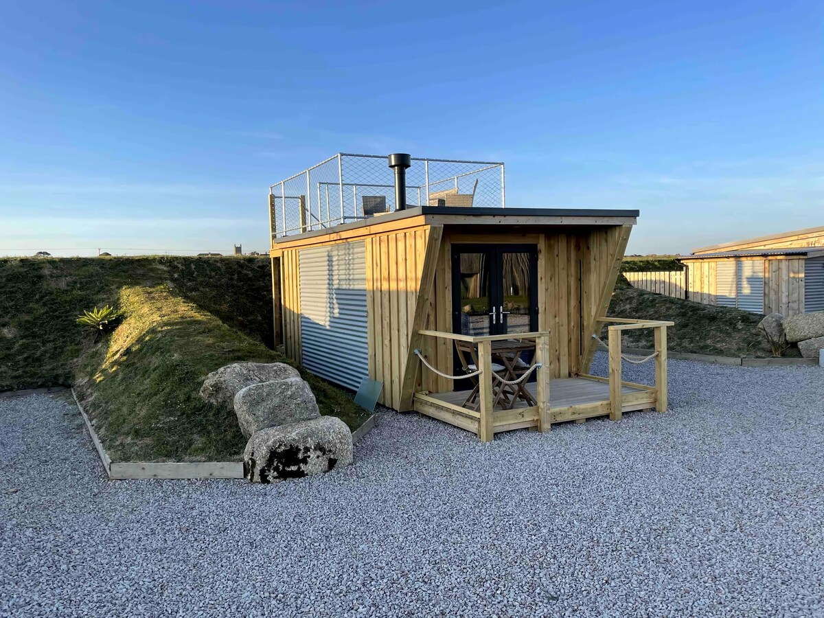 Successful Airbnb property: Luxury Pod, Self Contained, Sunset Deck & Stove #2 in Sennen