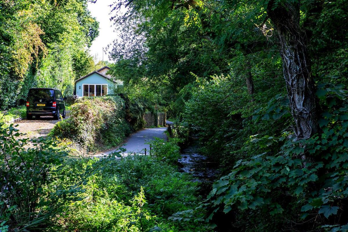 Successful Airbnb property: Mill Race - Riverside location with parking in Lyme Regis