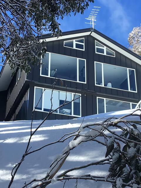 Falls Creek Apartment with a View