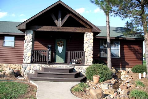 (The Outdoorsman) Your woodsy getaway