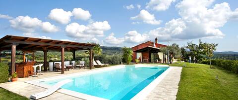 Holiday home with pool in the Tuscan Maremma