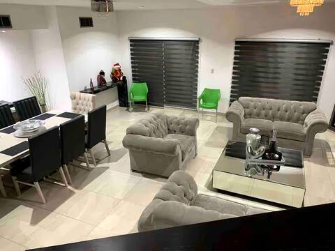 House !!  beautiful comfortable and safe in Fracc. Private