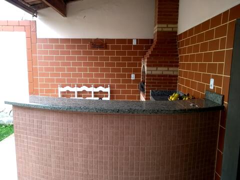 ENTIRE HOUSE ( Bairro  Araçá)
LINHARES-ES