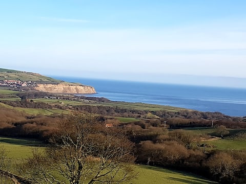 Hazel Cottage nestled twixt coast and Moorland