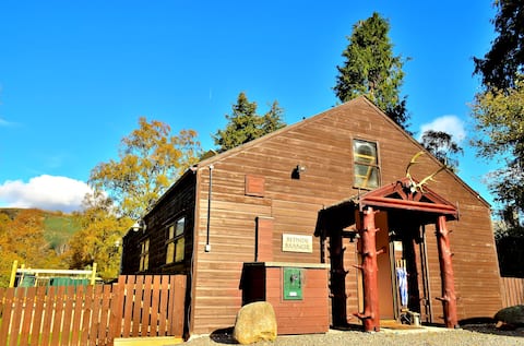 Scottish cabin-style cottage