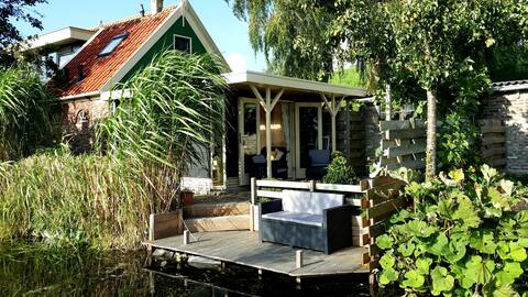 Idyllic Country House to IJsselmeer