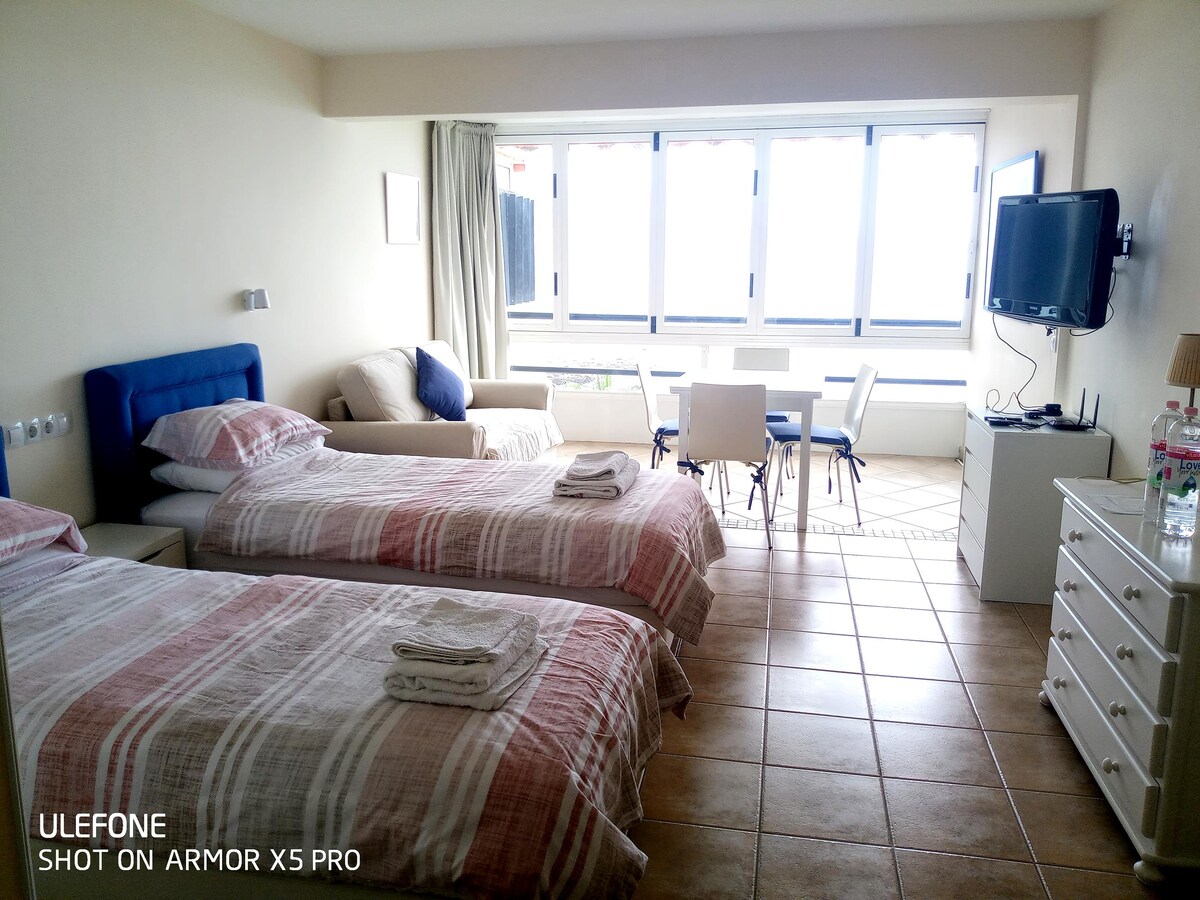 Top Airbnb: Altagay Punta del Hidalgo Tenerife North Studio à San Cristóbal De La Laguna