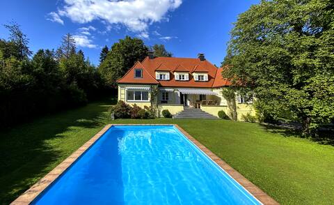Mountain Dream-House in Bavaria close to Munich!