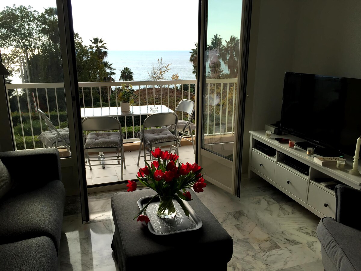 Beliebte Airbnb-Anzeige: Beautiful 2nd floor, seaside, garage, breakfast, linen, cleaning in Menton