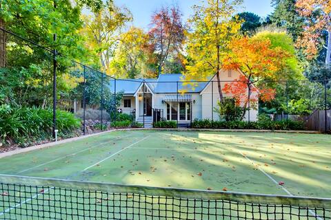 THE STIRLING HOUSE - ADELAIDE HILLS
