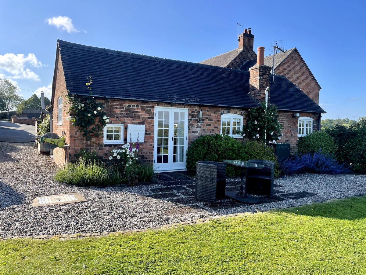 Top performing Airbnb: Sunset Cottage - Perfect Peak District haven in Derbyshire Dales