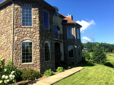 Sugarland Farmhouse