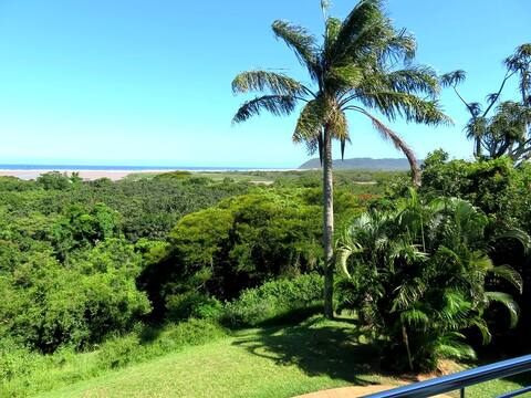 Little Eden:  IMBONISO Sea View Top Floor Unit