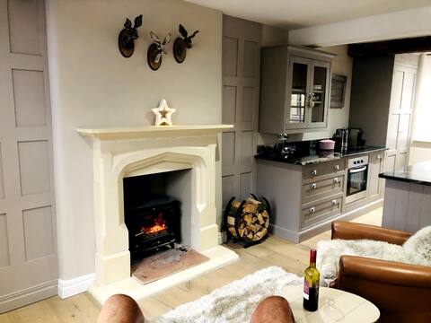 Luxury By The Brook