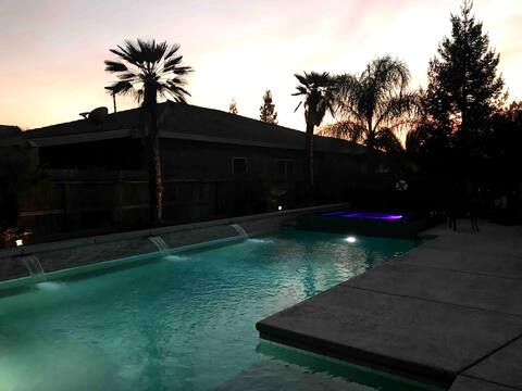 6 bedroom home-heated pool/spa near Sequioa/Kings