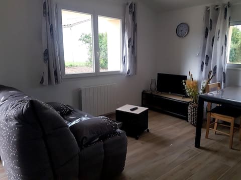 Chez DANIEL, a new comfortable cottage, with garden