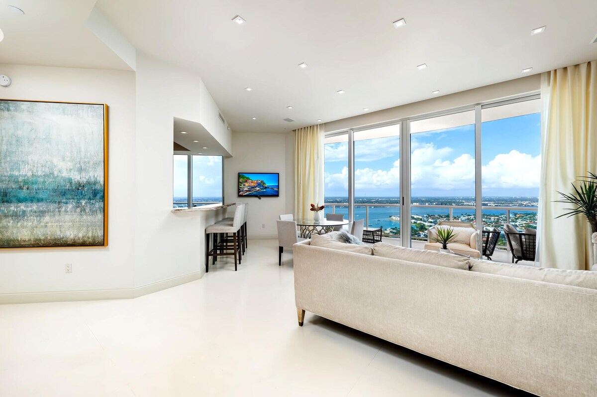 Ritz-Carlton Beach Penthouse by GuaranteedRental