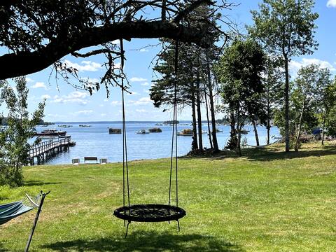 Our charming,oceanfront,  Bradford point cottage