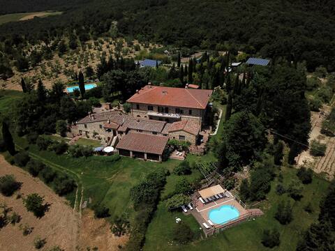 Elegant farmhouse Siena