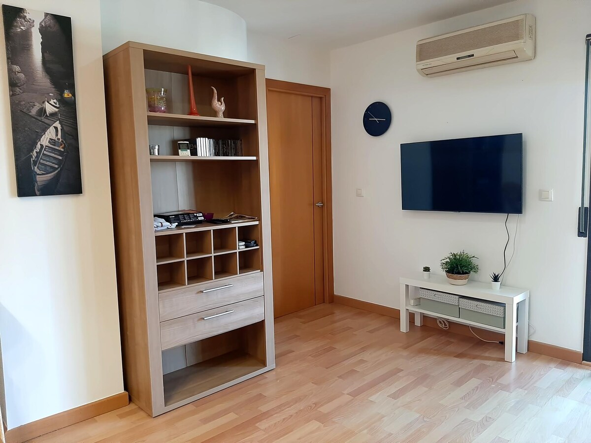 Leistungsstarkes Airbnb: Apartment in l'Estartit in Torroella De Montgrí