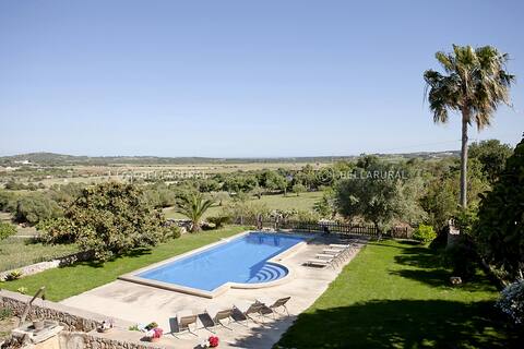 Top performing Airbnb: AUTHENTIC & RENEWED MAJORCAN FINCA in Manacor