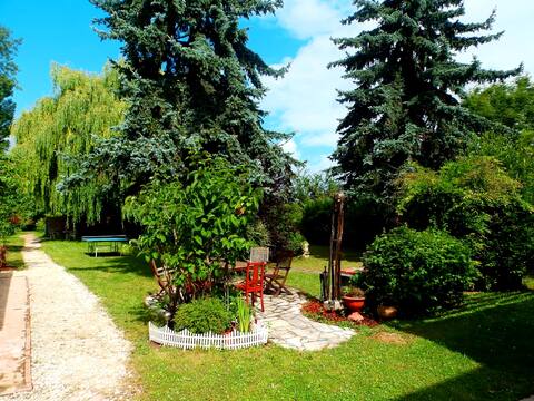 Large cottage for work or relaxation