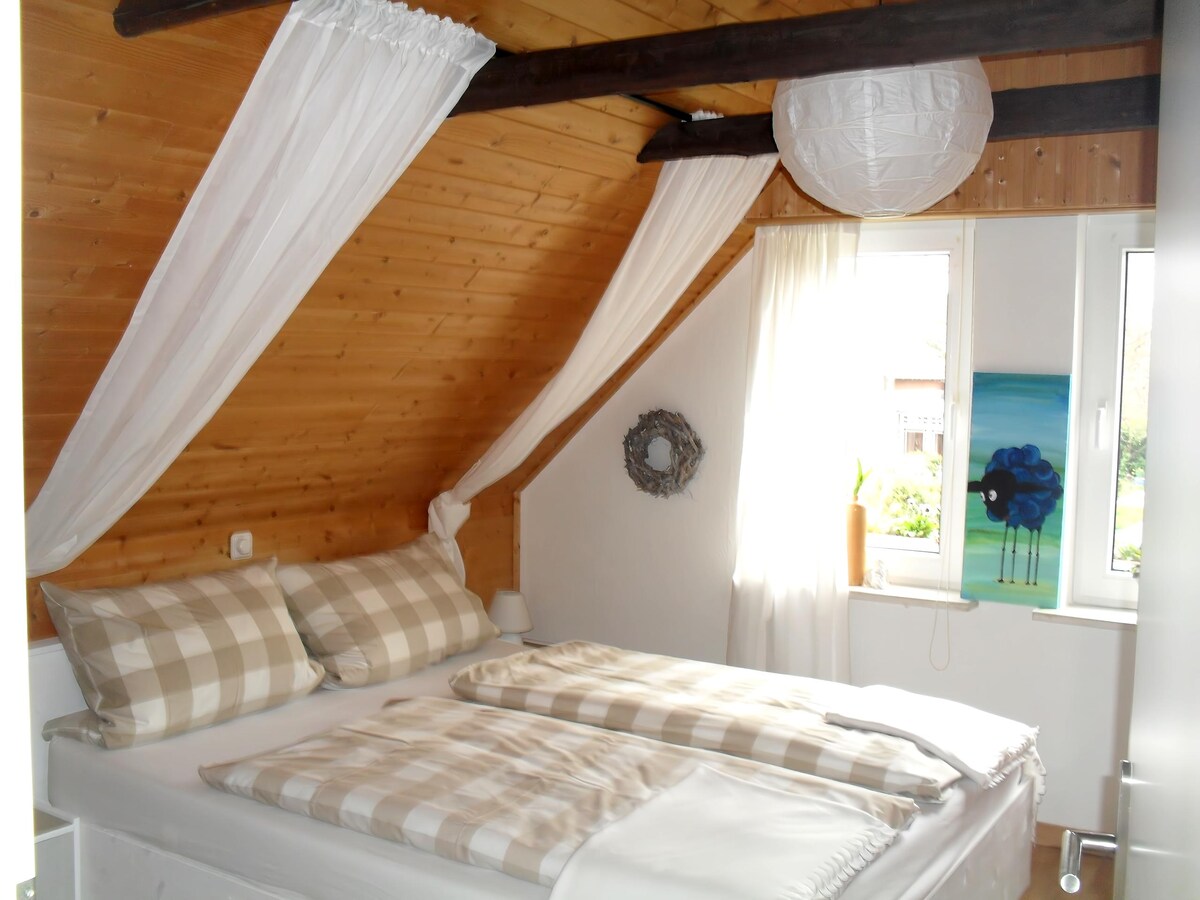 Top Airbnb: Small cozy apartment in Norden