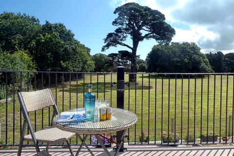 Osborne Cottage, Royal Estate, Luxury Apartment