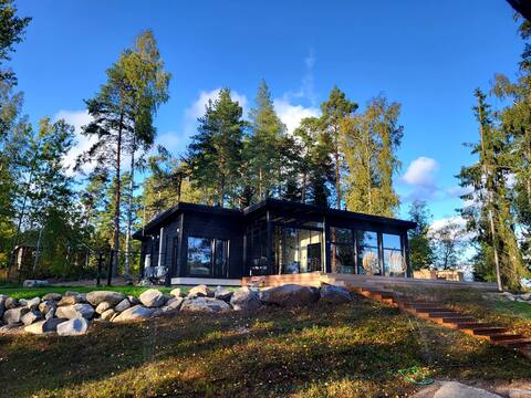 Brand new villa & sauna with open lake view