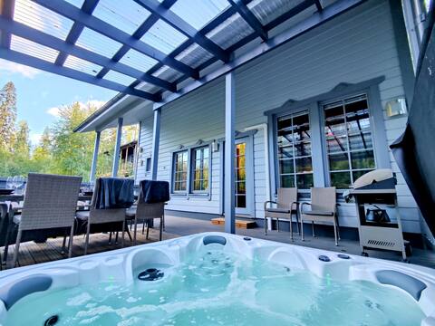 Villa Virpi 8 person with Jacuzzi, no additional costs!