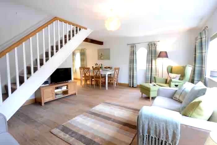 Successful Airbnb property: The Granary, contemporary cottage in The Broads in Suffolk