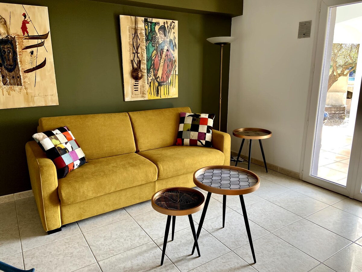 Top Airbnb: Beautiful home with pool on the hills à Marseille 13e Arrondissement