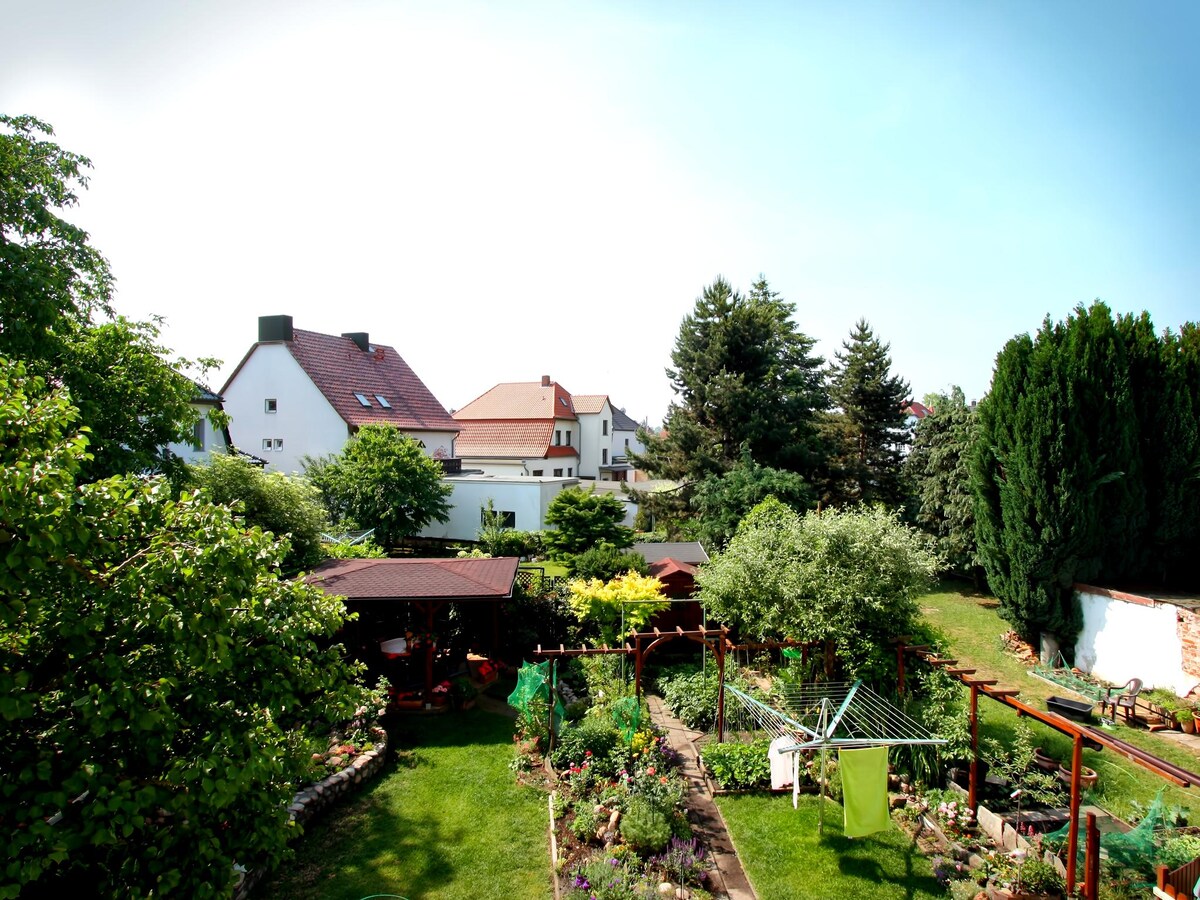 Erfolgreiche Airbnb-Immobilie: Charming apartment in the countryside near the university hospital in Magdeburg