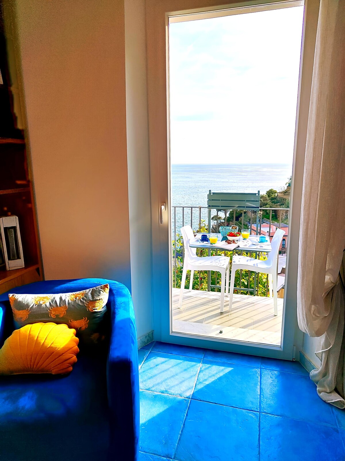 Top performing Airbnb: Apartment CaDadè-Maìn w/ private garden & Seaview in Riomaggiore