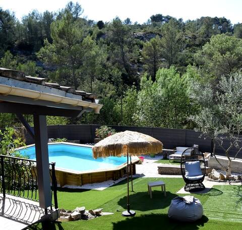 Secluded holiday villa pool SPA