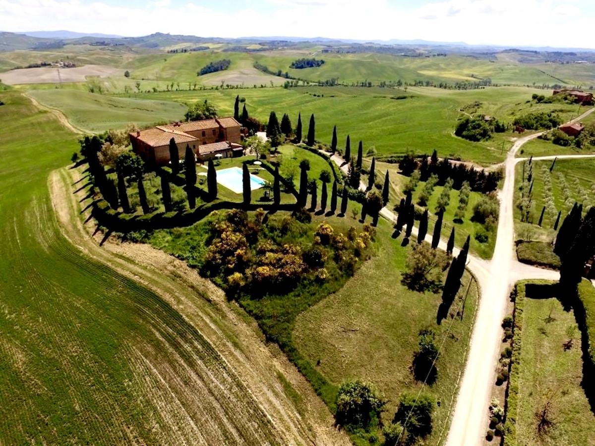 Popular Airbnb listing: Loggia 1 in farmhouse with shared pool in Asciano