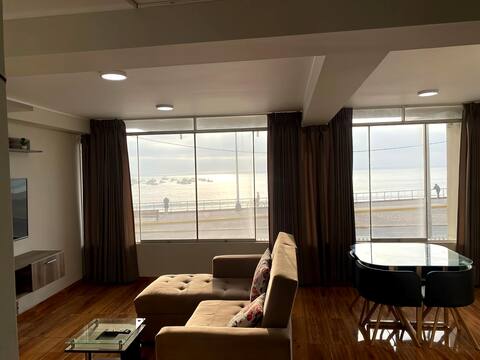 Duplex Department in front of the sea