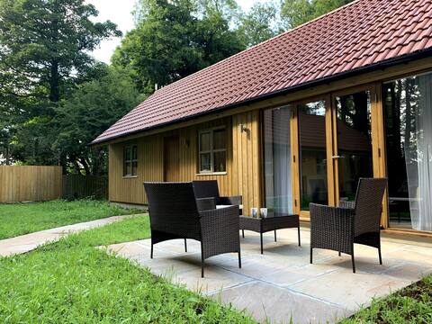 Beech Lodge, Mendips Cheddar Wells Bath Longleat