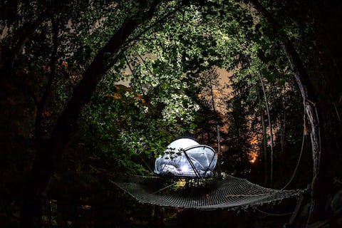 Night in Bubble with breakfast for 2 people