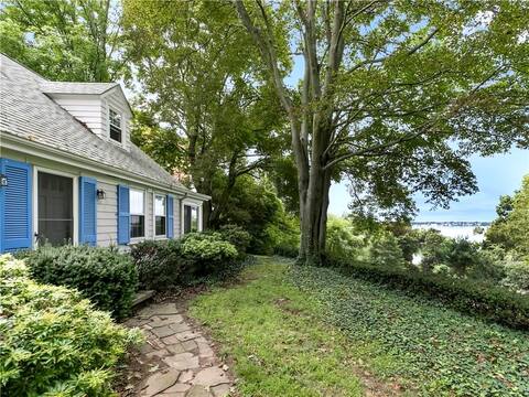 Cozy Lighthouse View & Bike Path only 10min to Pvd