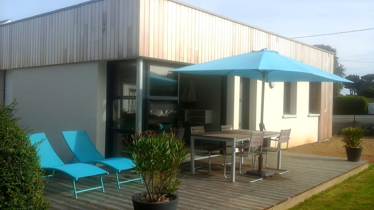 Propriété Airbnb réussie: Trégastel vacation home 200 m from the sea à Trégastel