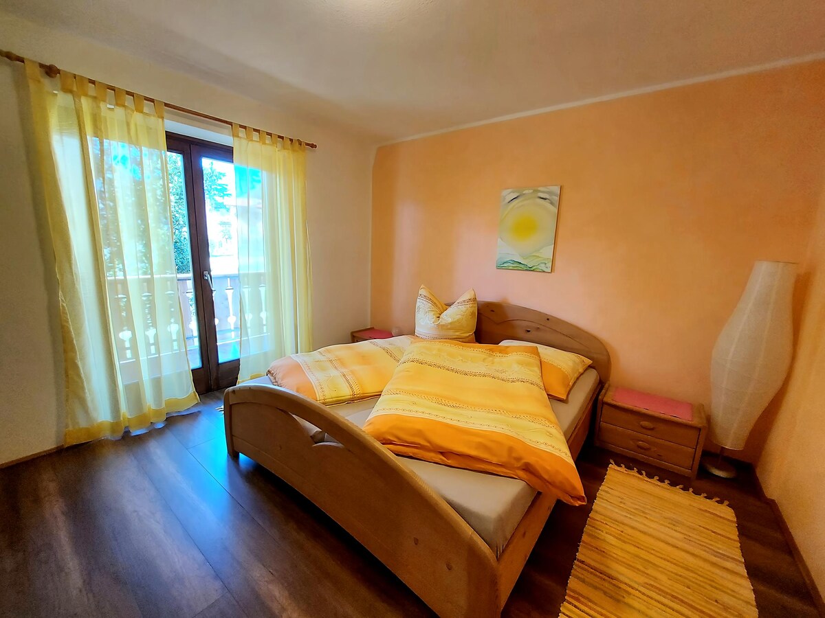 Propiedad de Airbnb exitosa: Cozy apartment "Lorbeer" on an organic farm en Merano