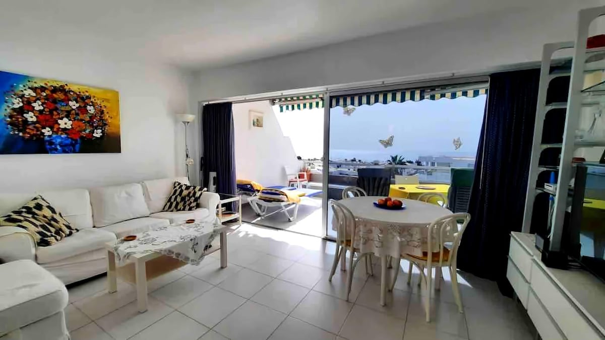 Top Airbnb: Cute Apparment with sea view and pool. Lanzarote 🌸 in Tías