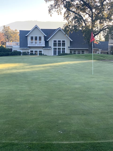 Fore on Four @ Greenhorn Creek