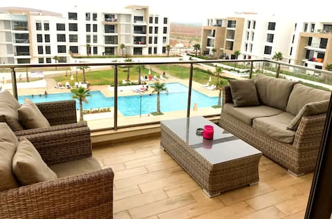 High standard app overlooking the sea Plage des Nations