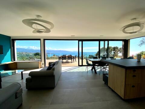 Premium pool villa with splendid sea view