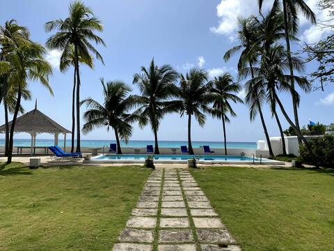 4 Bedroom Oceanfront Villa - Near St. Lawrence Gap